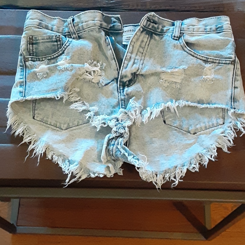 Denim ripped shorts